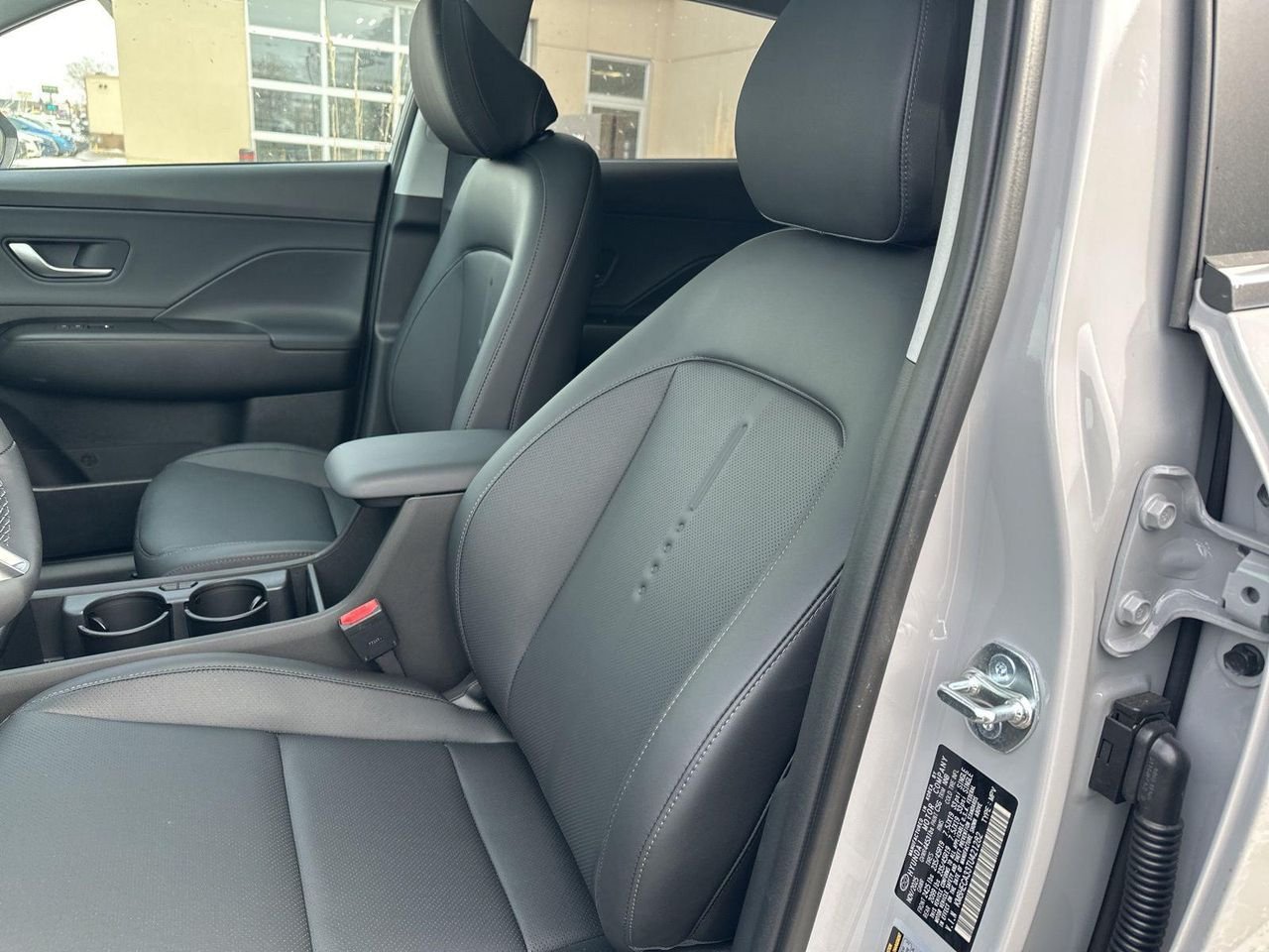 2026 Hyundai Kona Limited - Photo 11