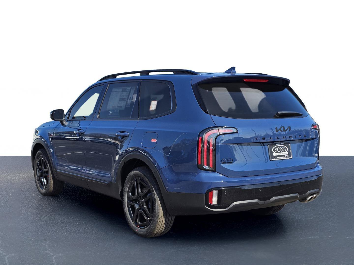 New 2025 Midnight Lake Blue Kia EX X-Line image 13