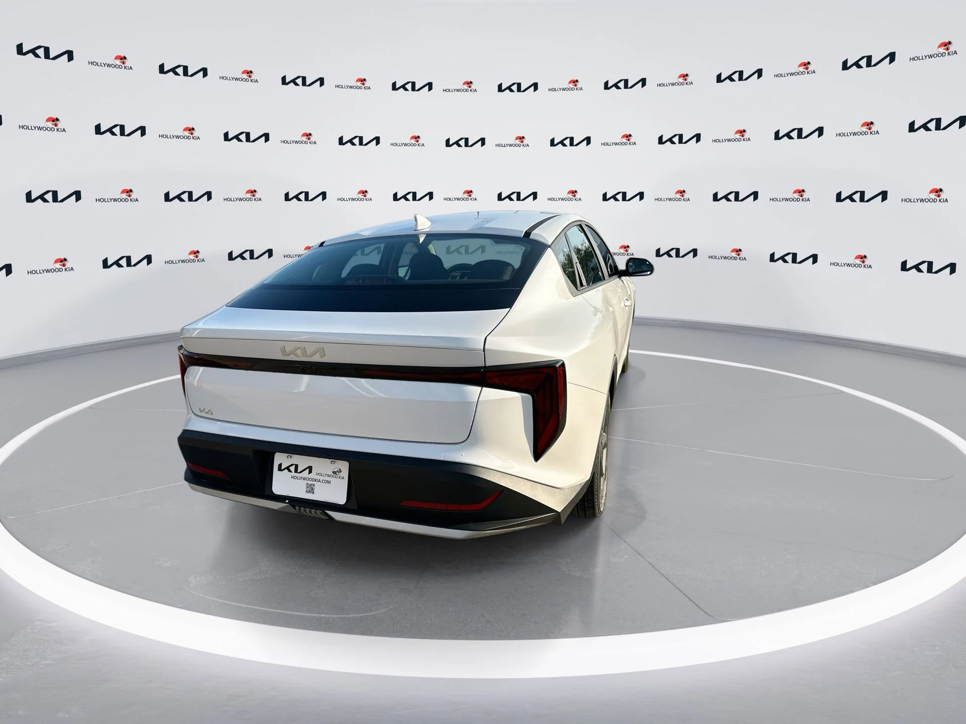 New 2026 Snow White Pearl Kia LXS image 8