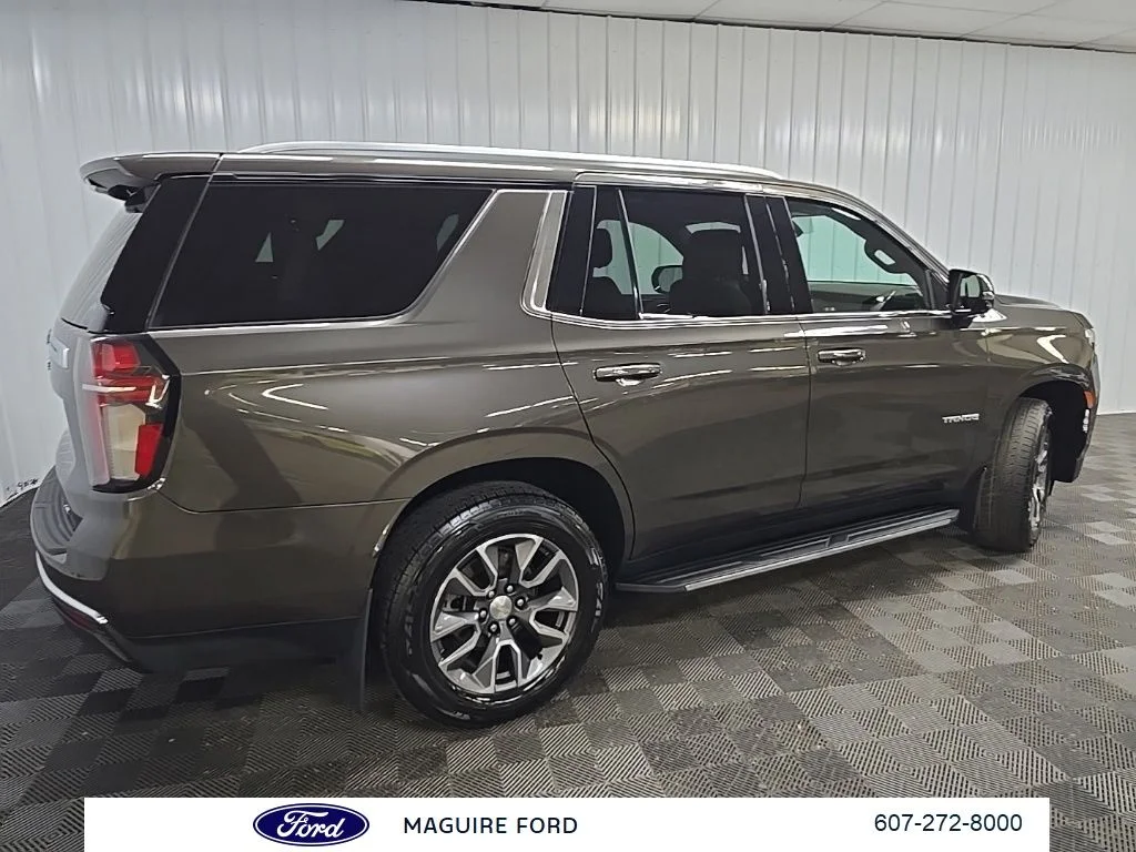 Used 2021 Graywood Metallic Chevrolet LT image 3
