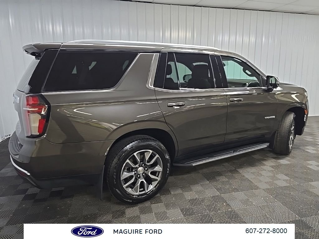 Used 2021 Graywood Metallic Chevrolet LT image 3