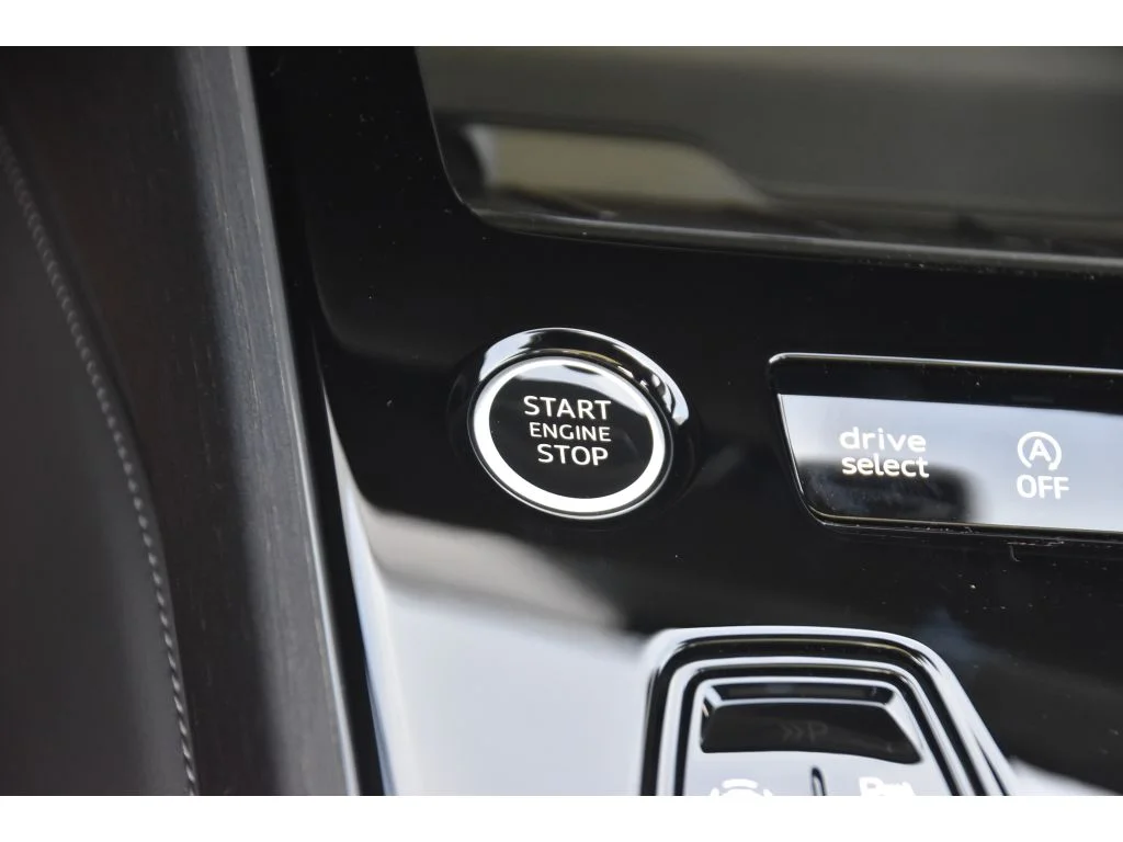 New 2026 Glacier White Metallic Audi Premium Plus image 33