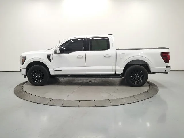 Used 2024 Oxford White Ford LARIAT image 8