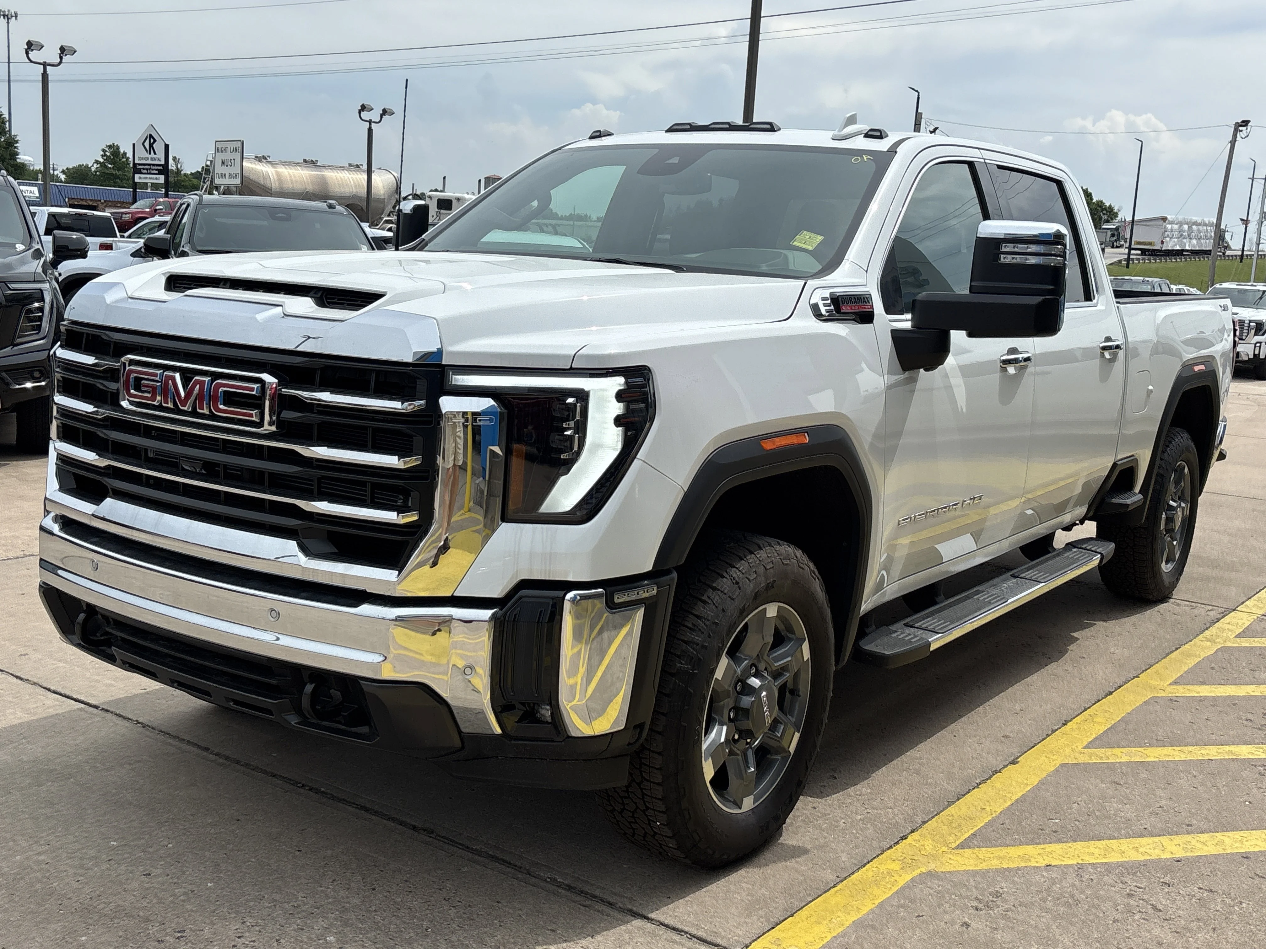 2026 GMC Sierra 2500HD SLT - Photo 14