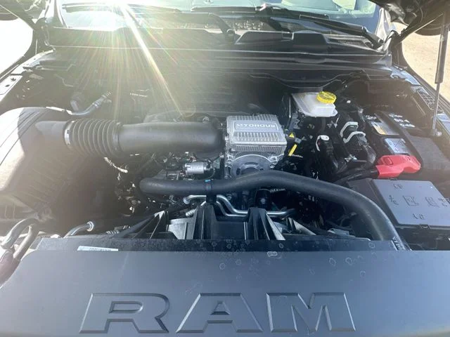 New 2027 Tank RAM Laramie image 27