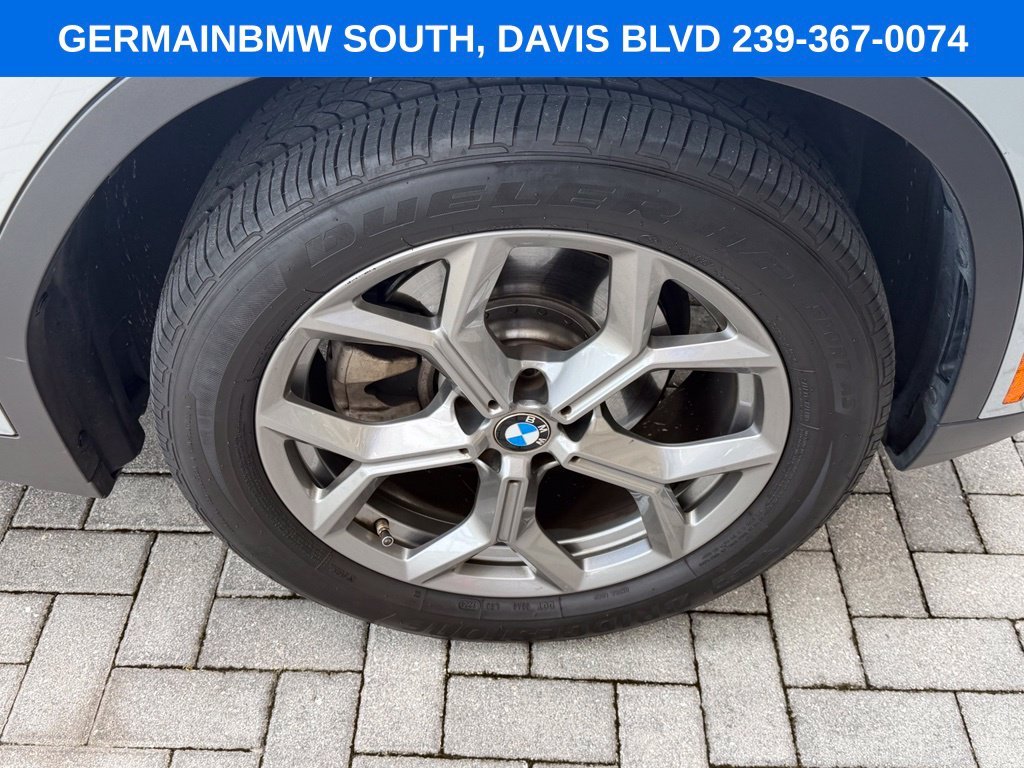 Used 2021 Glacier Silver Metallic BMW sDrive30i image 10