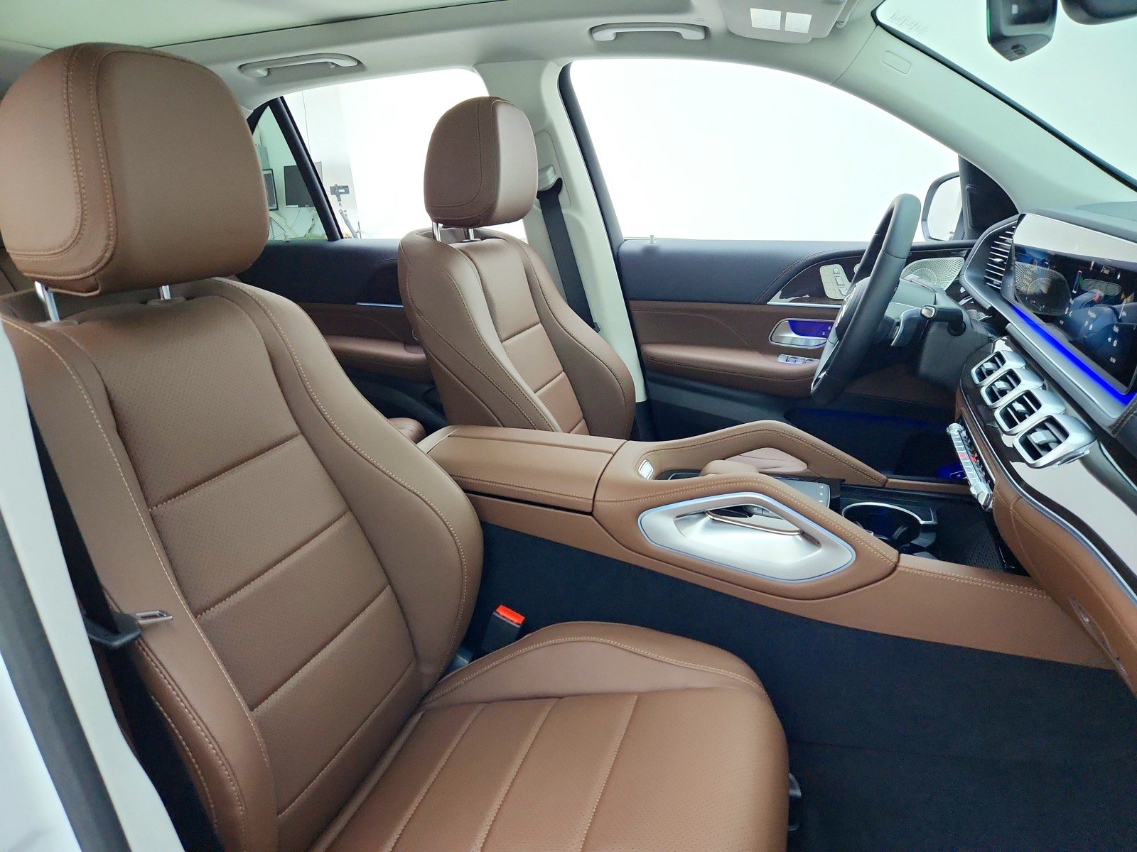New 2026 MANUFAKTUR Moonlight White Metallic Mercedes-Benz GLE 350 4MATIC® SUV image 20