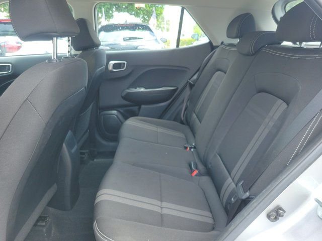 Certified Used 2023 Silver Hyundai SEL image 7