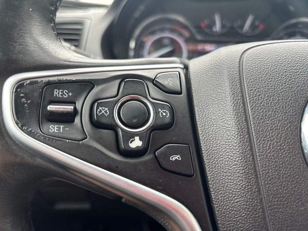 Used 2015 Black Buick Turbo/e-Assist Premium I image 20