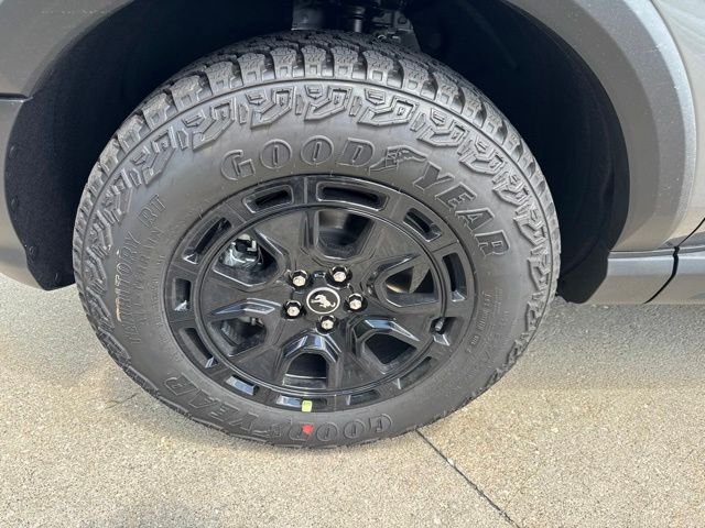 New 2026 Carbonized Gray Metallic Ford Badlands® image 11