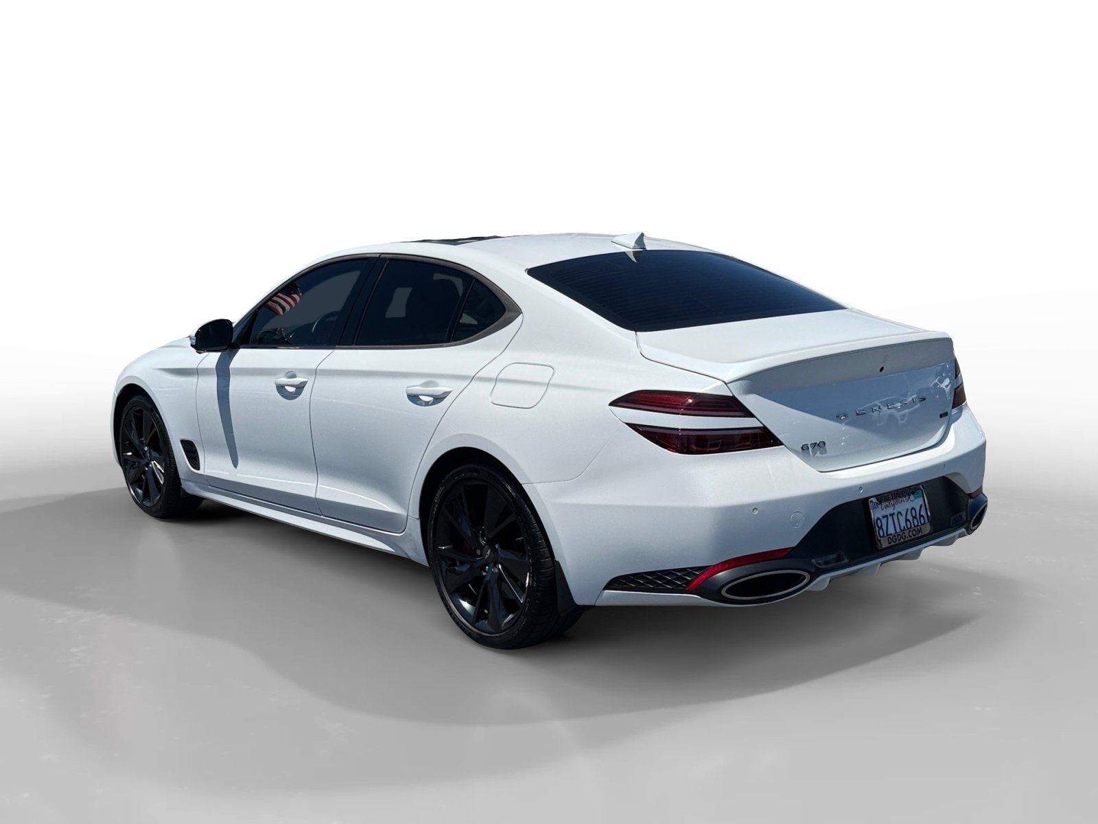 Used 2022 White Genesis 3.3T image 3