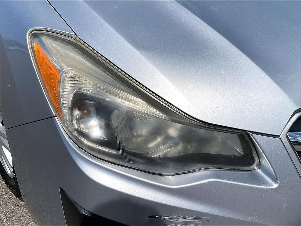 Used 2013 Silver Subaru 2.0i image 29