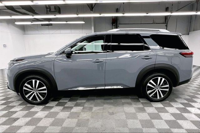 2025 Nissan Pathfinder Platinum - Photo 14