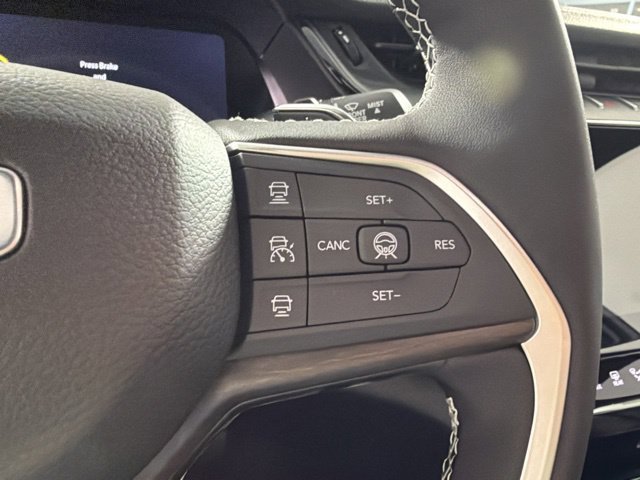 New 2027 Gray Jeep Altitude image 18