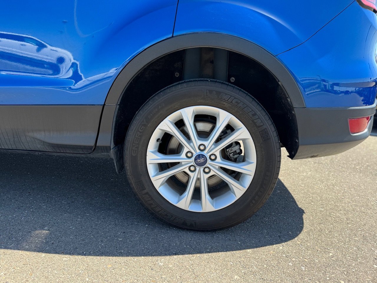 Used 2018 Lightning Blue Metallic Ford SE image 53