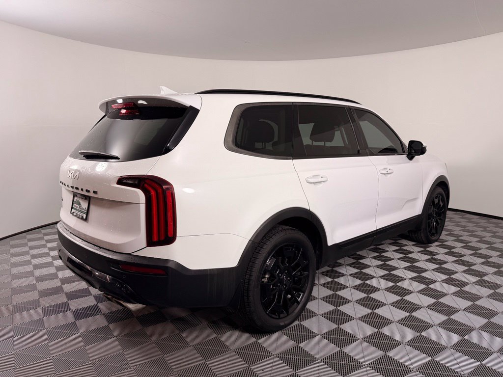 Used 2022 Glacial White Pearl Kia SX image 9