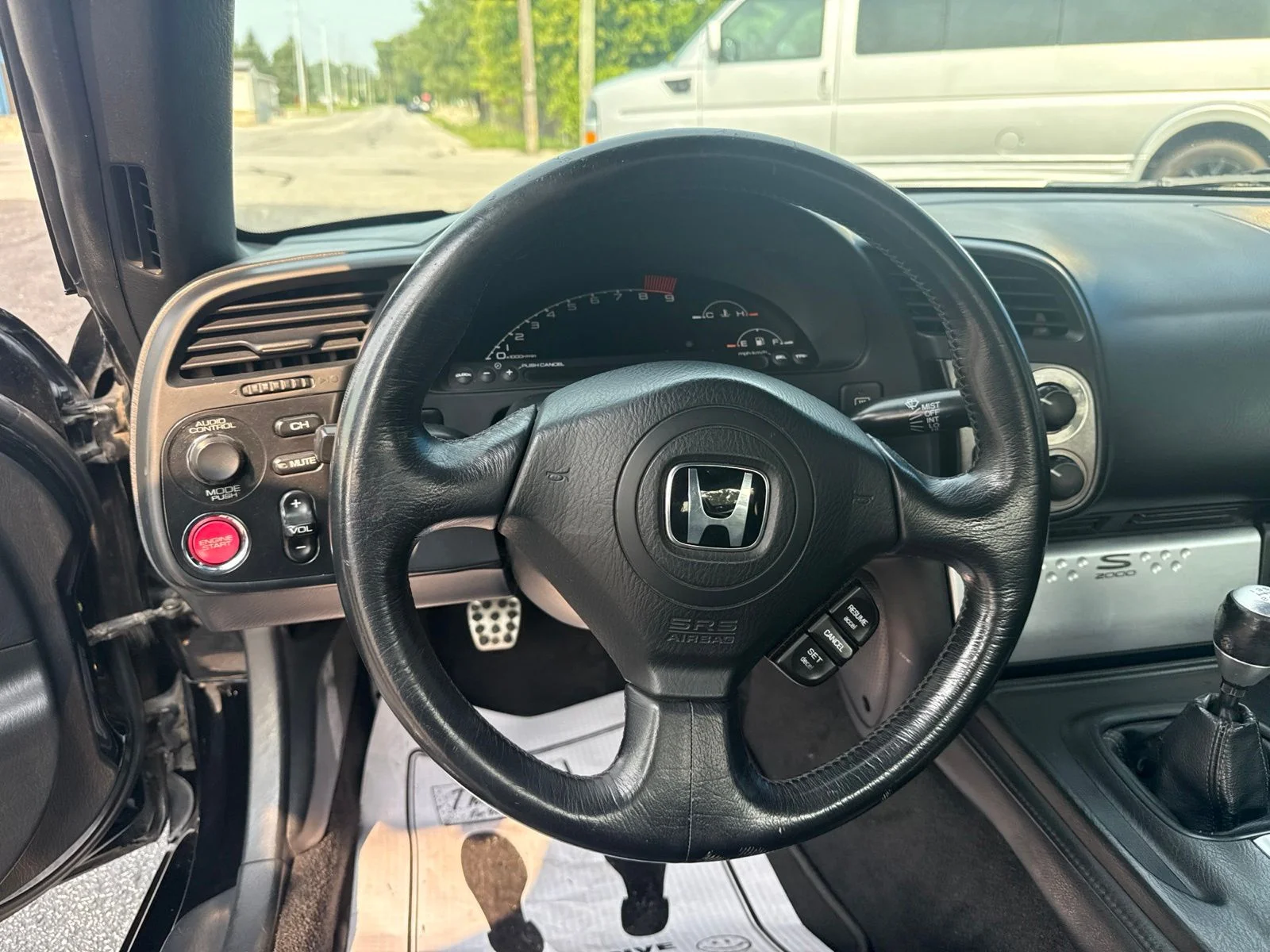 Used 2005  Honda Base image 13