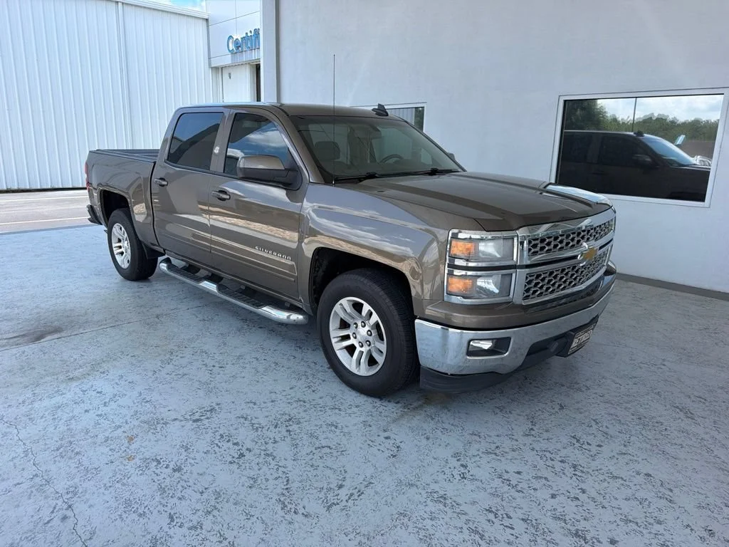 Used 2015 BROWNSTONE METALLIC Chevrolet LT image 2