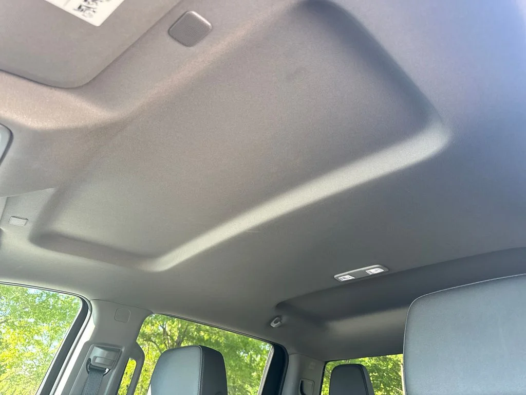 Used 2025 Summit White GMC Pro image 31