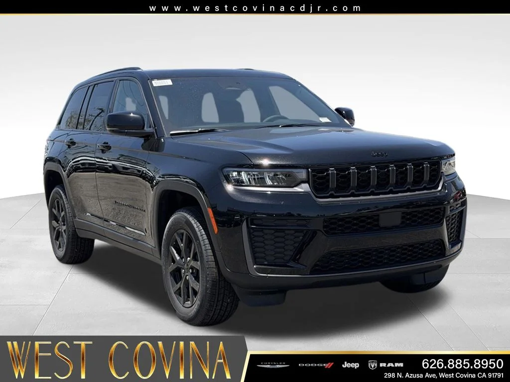 New 2026 Diamond Black Crystal Pearl-Coat Exterior Paint Jeep Altitude image 4