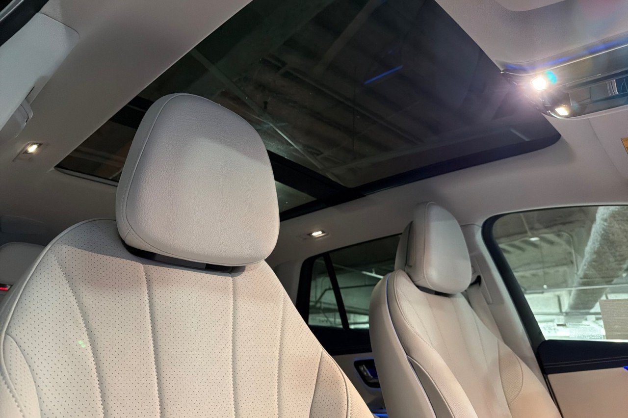 New 2026 MANUFAKTUR Alpine Grey Mercedes-Benz EQE 320 4MATIC® SUV image 16