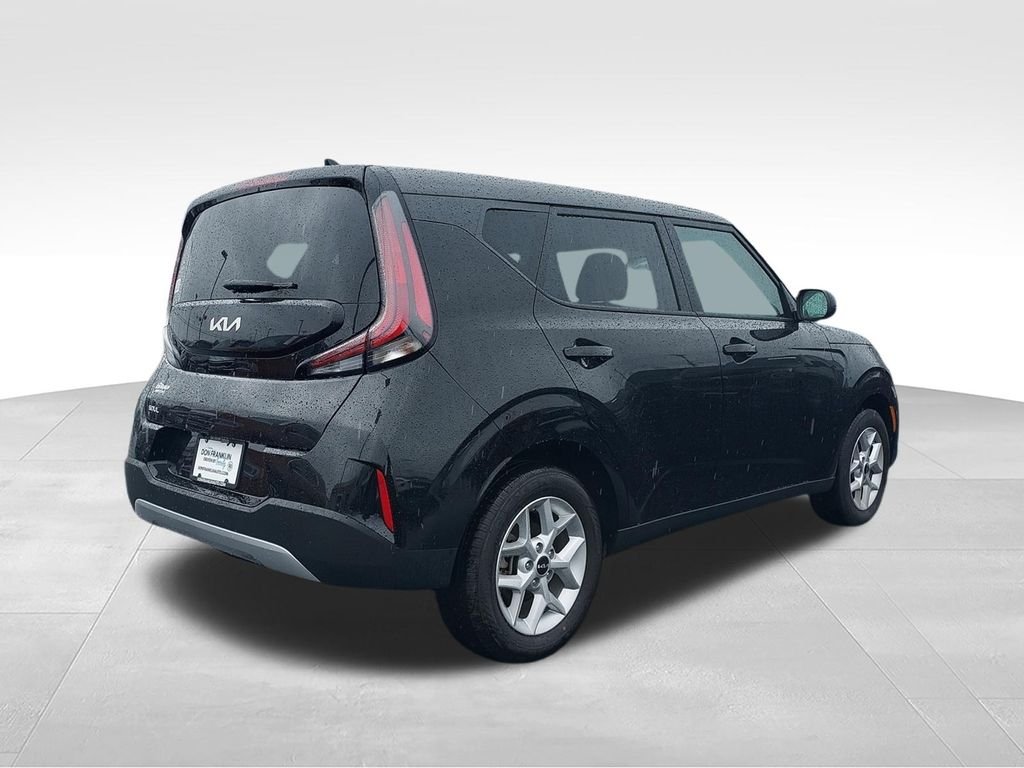 Used 2025 Black Kia LX image 8