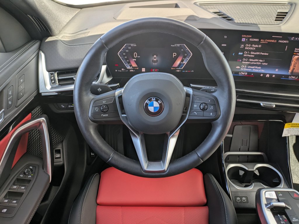 Used 2025 White BMW xDrive28i image 10