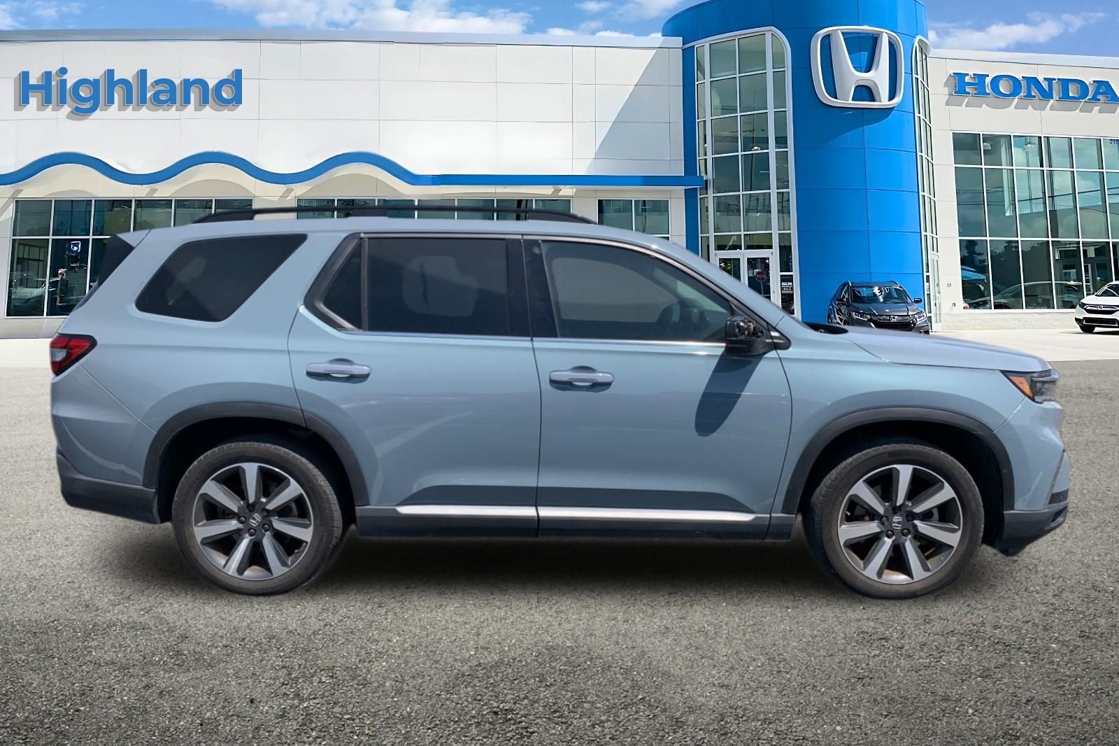 Certified Used 2024  Honda Touring image 6