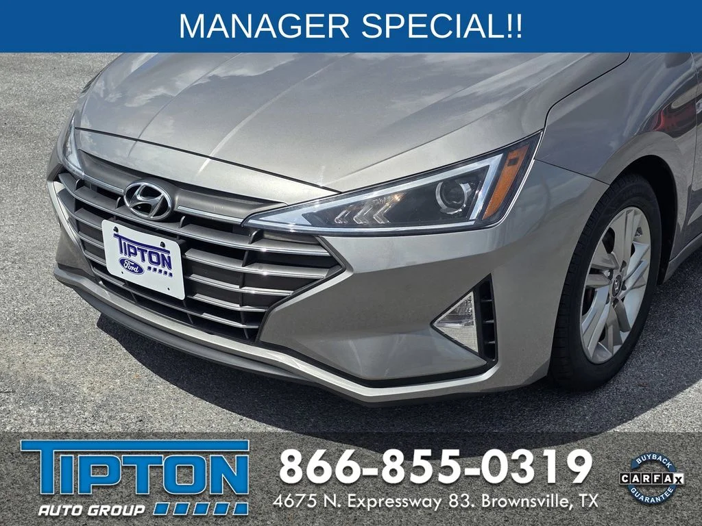 Used 2020 Silver Hyundai Value Edition image 11