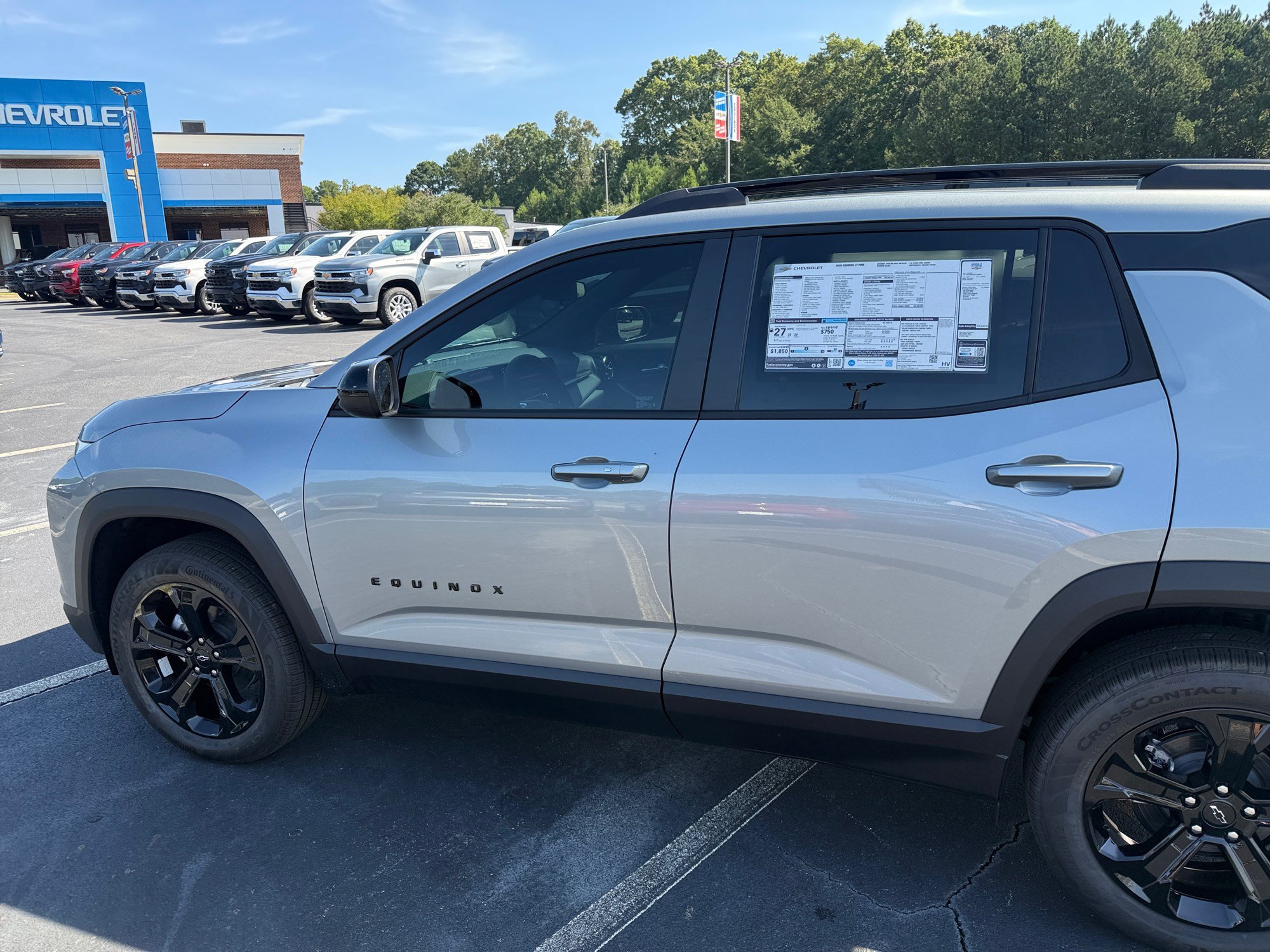 2026 Chevrolet Equinox LT - Photo 11