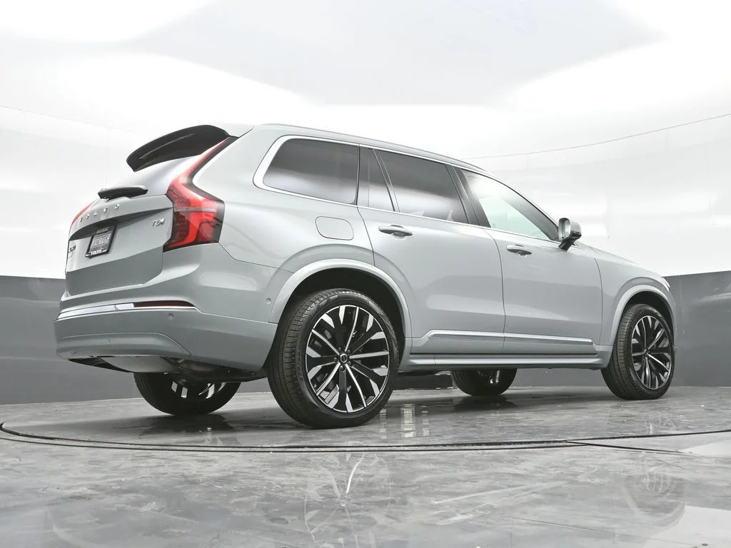 New 2026 Vapour Grey Volvo T8 Ultra image 14