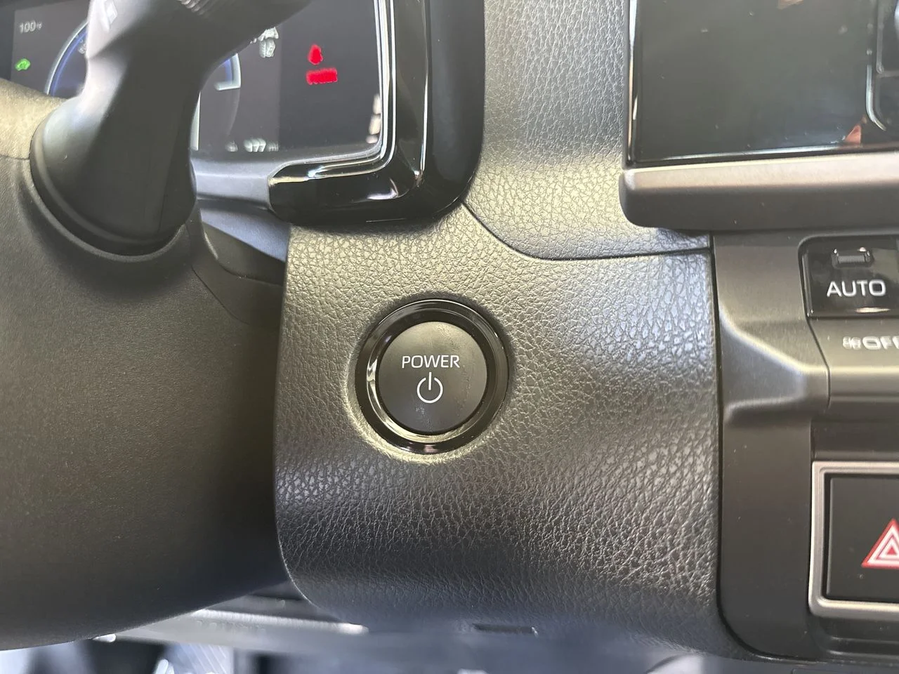Used 2025 Ocean Gem Toyota LE image 17