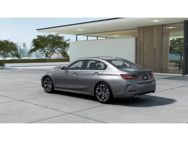 New 2026 Skyscraper Grey Metallic BMW  image 2