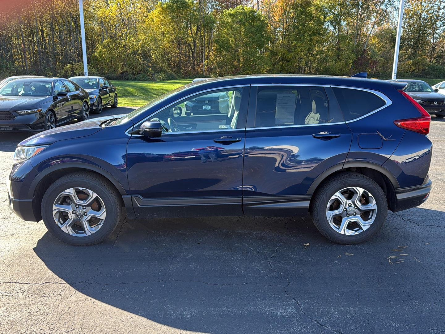 Used 2019 Obsidian Blue Pearl Honda EX-L image 10