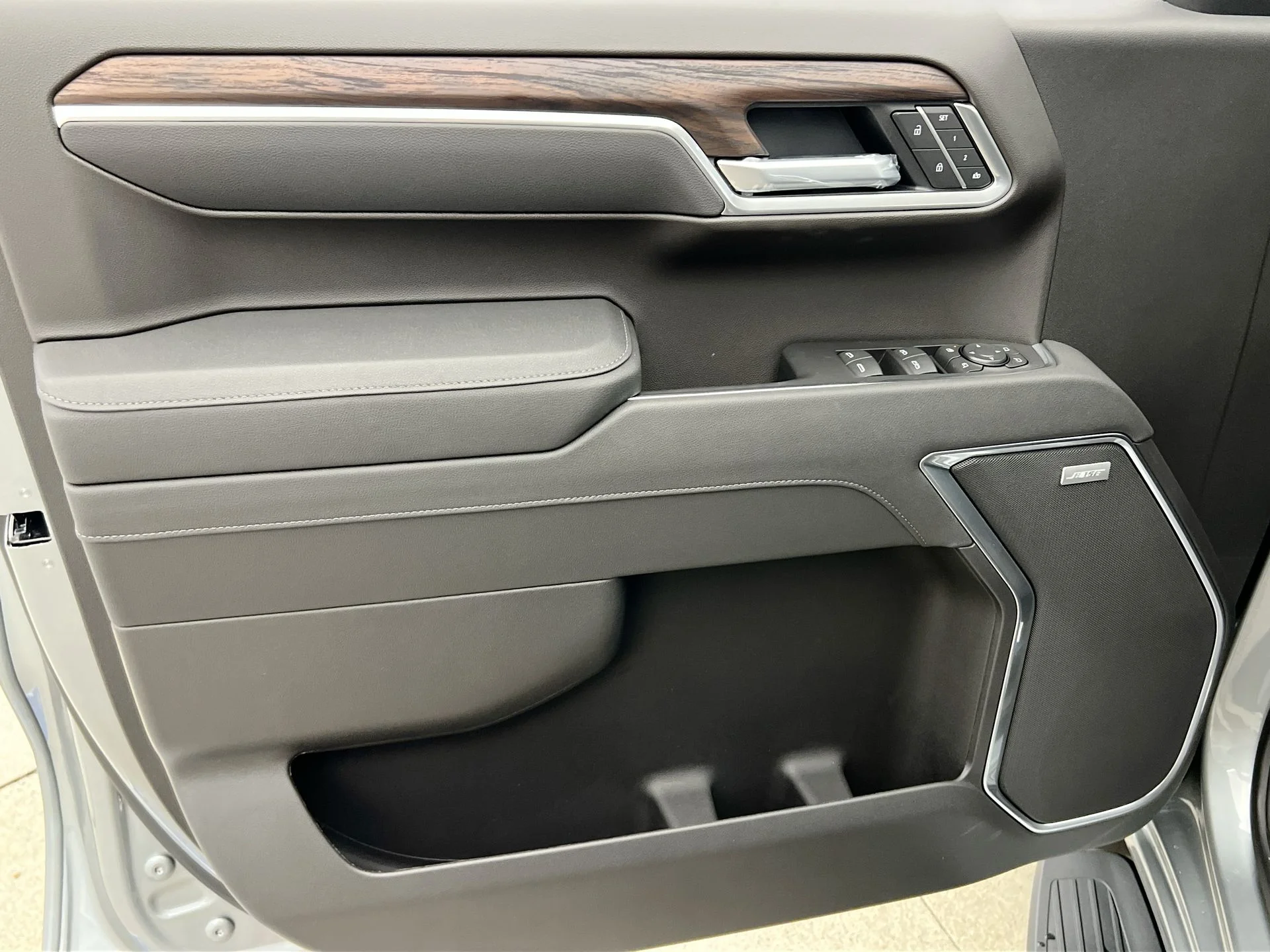 New 2026 Sterling Metallic GMC SLT image 64