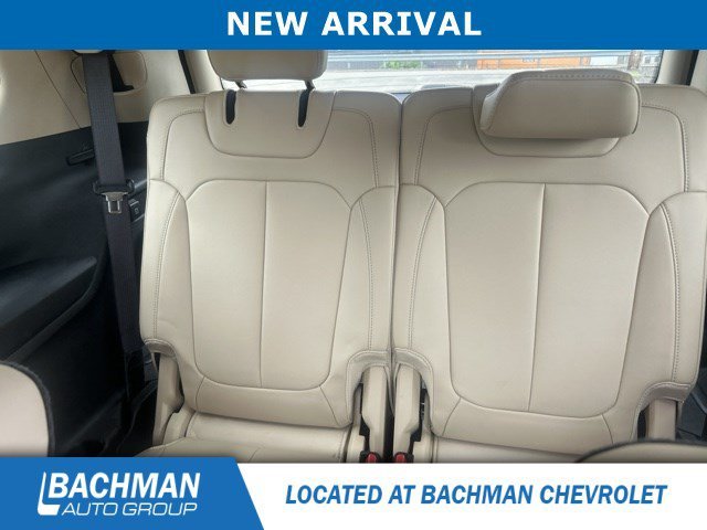 Used 2021 Diamond Black Crystal Pearlcoat Jeep Limited image 7