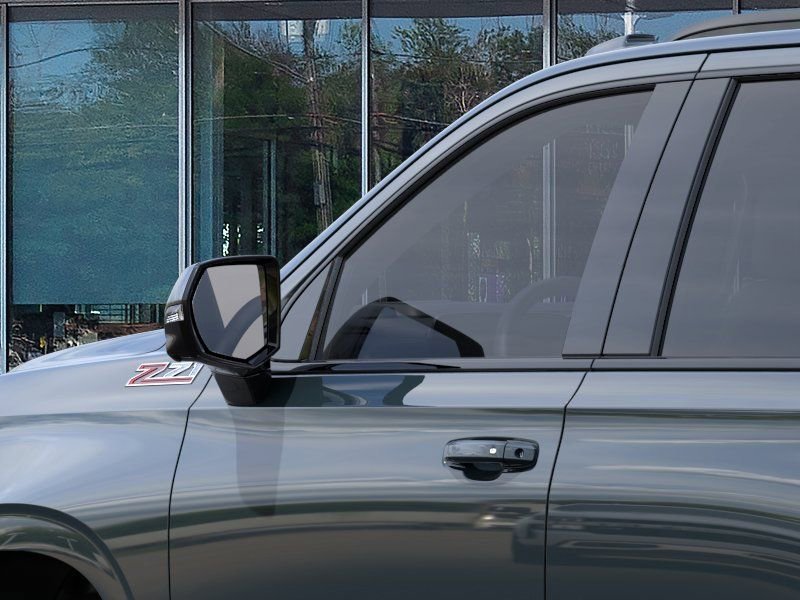 2026 Chevrolet Tahoe Z71 - Photo 12