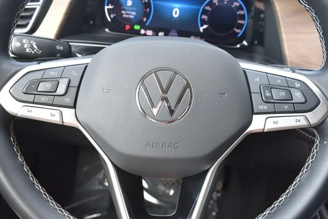 Used 2026 Blue Volkswagen 2.0T SE w/Technology image 24