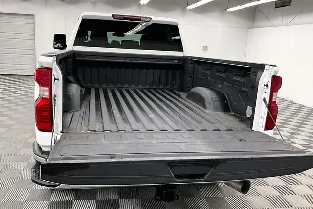 Used 2025 Summit White Chevrolet Work Truck image 31