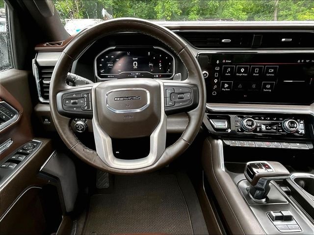 Used 2023 White GMC Denali image 5