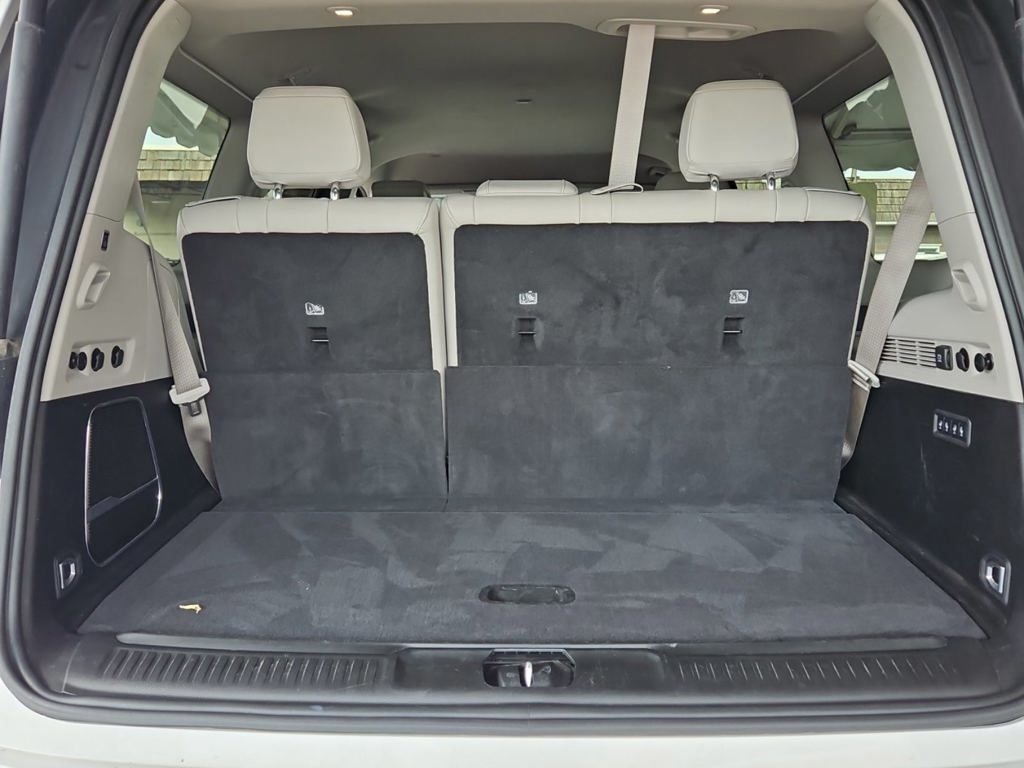 Used 2024 White Jeep Series III image 8
