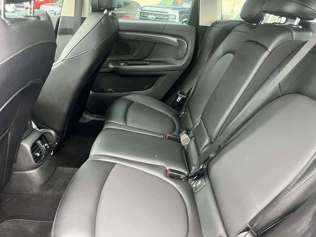 Used 2017 Black MINI Base image 13