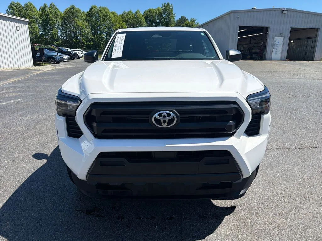 Used 2024 White Toyota SR image 8