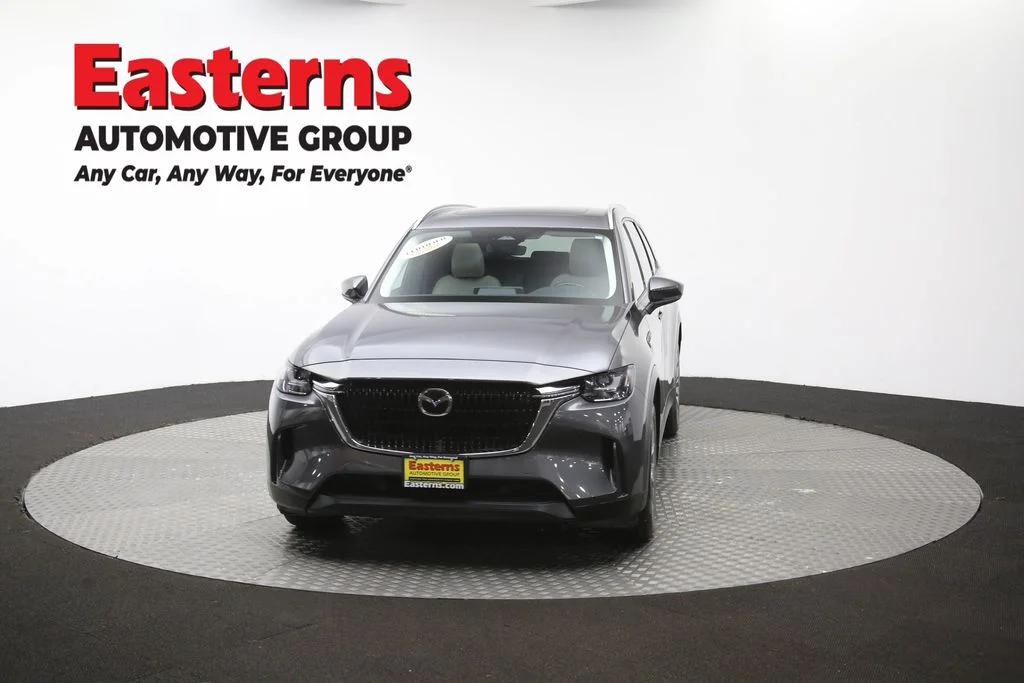 Used 2024 Gray Mazda Preferred image 61