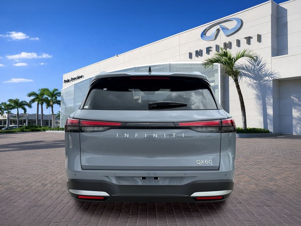 New 2027 HARBOR GRAY INFINITI Luxe FWD image 6