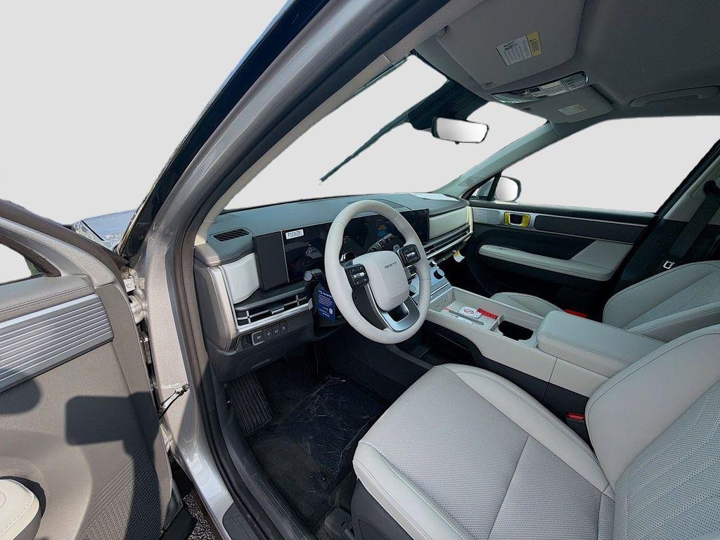 New 2026 Shimmering Silver Hyundai SEL FWD image 7