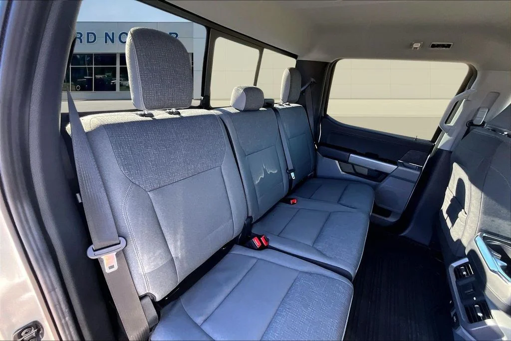 2025 Ford F-150 XLT - Photo 11