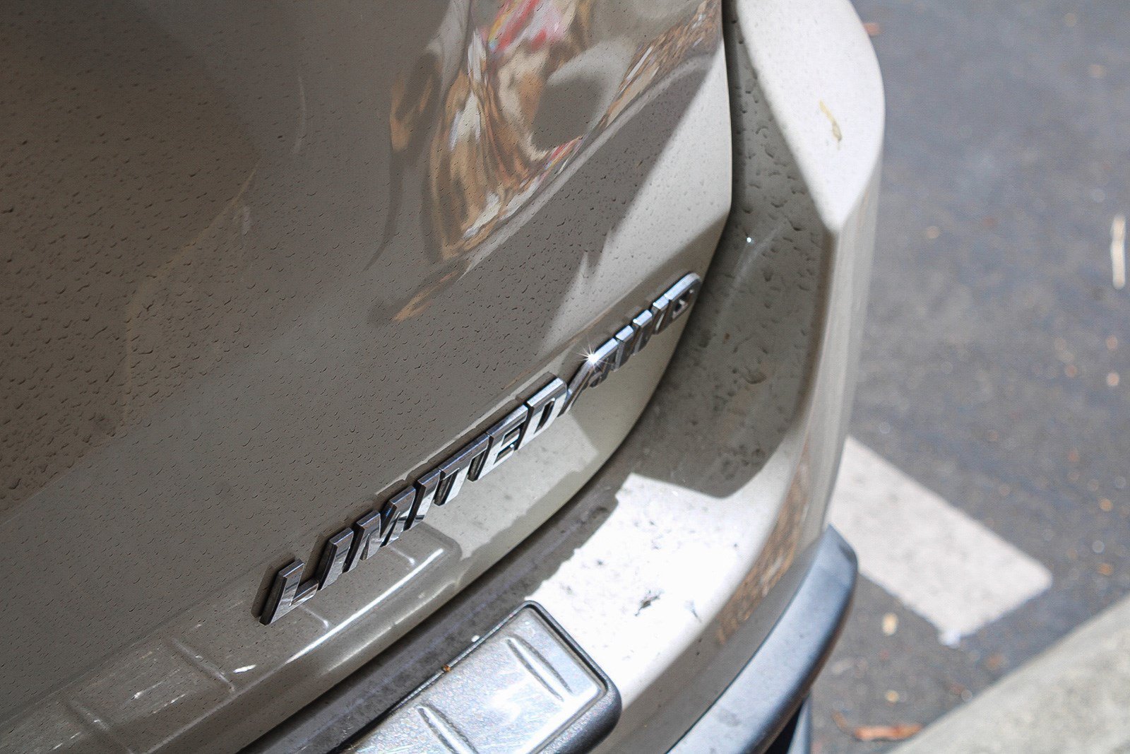 Used 2014 Blizzard Pearl Toyota Limited Platinum image 14