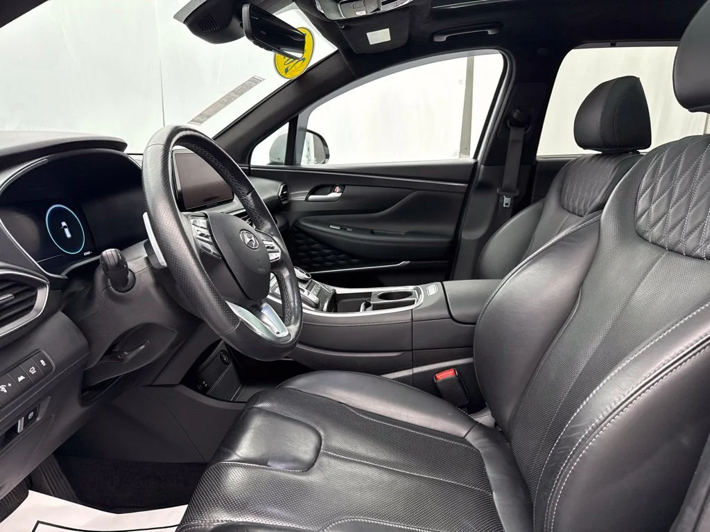 Used 2022 Silver Hyundai Calligraphy image 18
