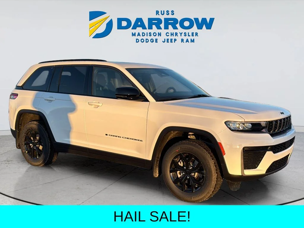New 2026 White Jeep Altitude image 7
